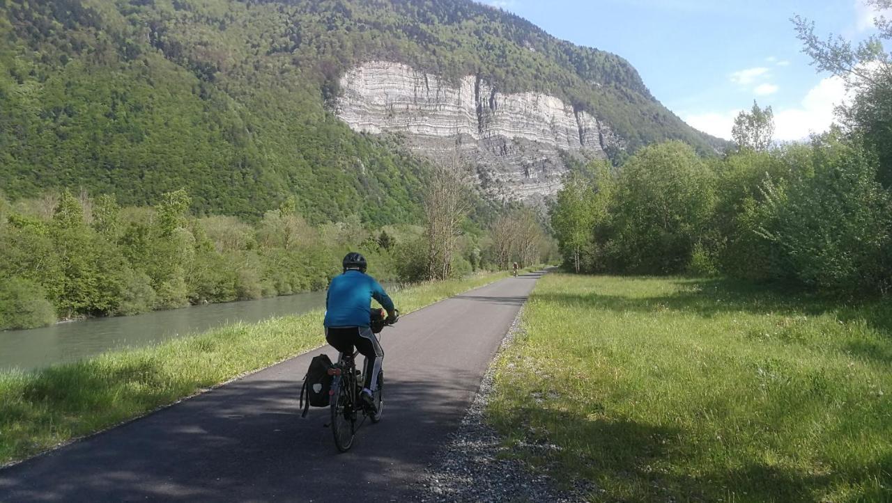 Chalet La Cachette Cyclists & Skiers Le Bourg-dʼOisans Exterior foto